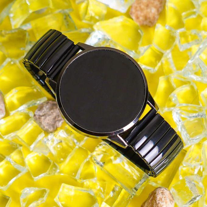 Digital Touchscreen Watch With An Elastic Strap 3