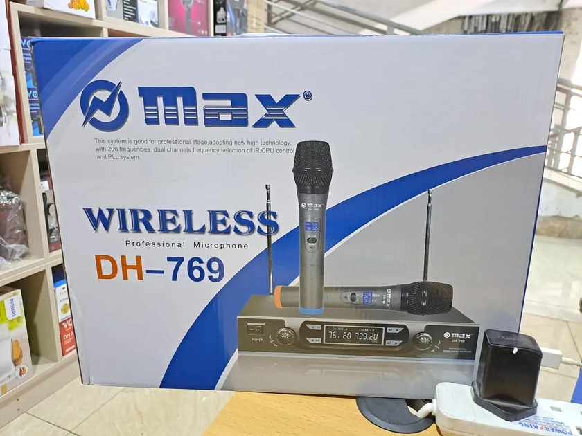 Omax Dual Channel UHF Wireless Microphone System DH-769