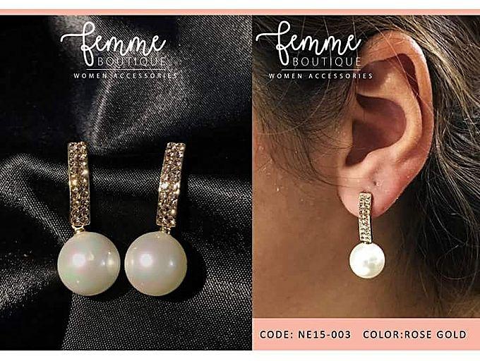 Generic Pearls Earrings rose gold