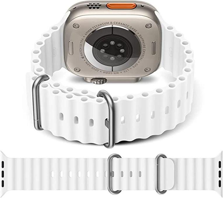 سوار سيليكون ناعم بتصميم ممتاز وناعم لمنظر جذاب لساعة ابل الاصدار السابغ والثامن بمقاس 45مم وابل الترا بمقاس 49مم - ابيض Apple Watch Series 7 and Series 8 (45mm) and Apple Watch Ultra (49mm)