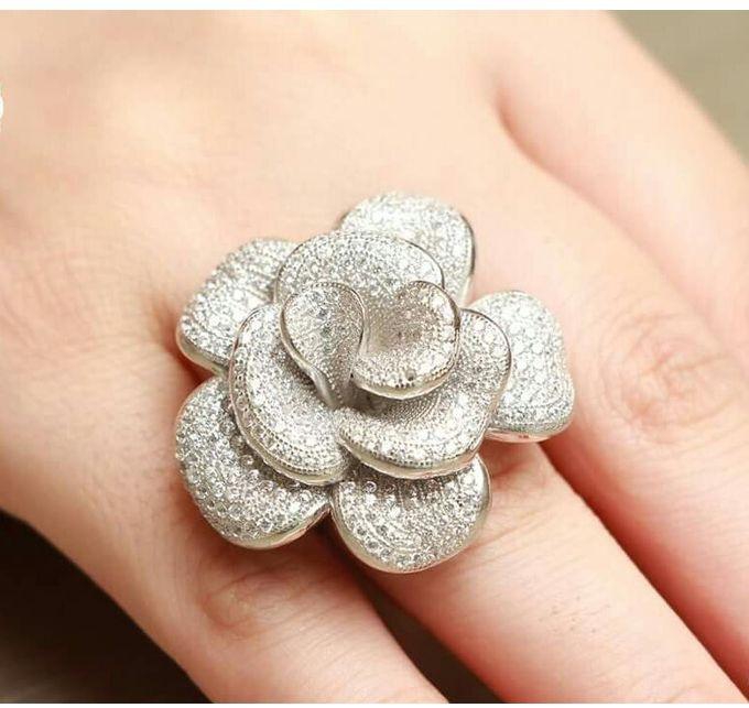 Happy Life Larg Flower Ring - Silver