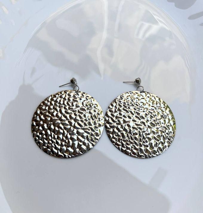 fluffy women accessories Scratched Metal Earring Of Fluffy Women's Accessories-Silver