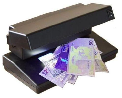 Counterfeit Fake Money Detector