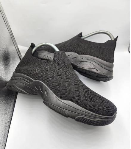Breathable Socks Ladies Sneakers (black)
