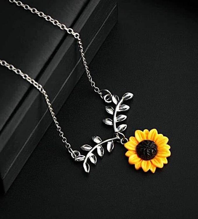 Sunflower Pendant Necklace - Silver 925 كوليه سلسله بدلايه زهرة عباد الشمس فضه ايطالي