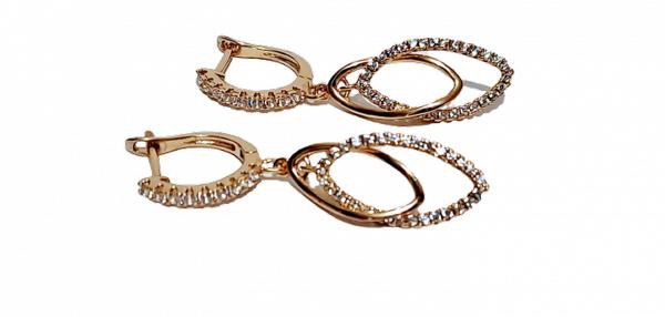 Ladies Fashion Dangle Earrings  