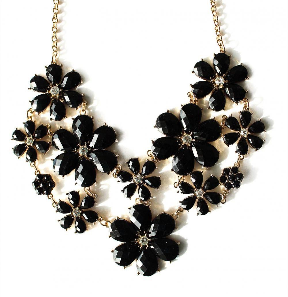 Glitz 27 Flowers Necklace For Women- Gold Black