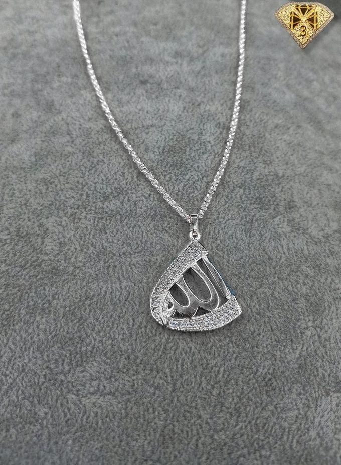 3Diamonds High-Quality Platinum-Plated "God" Islamic Shape Necklace