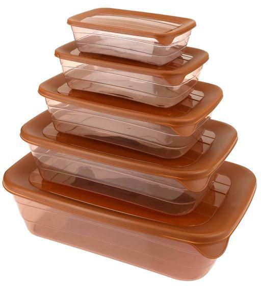 A Set Of Refrigerator Containers Consisting Of Five Containers With Lids Of Different Sizes