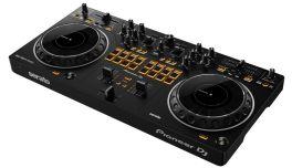 وحدة تحكم دي جي Pioneer DJ DDJ-REV1 ثنائية القناة سكراتش ستايل متوافقة مع برنامج Serato DJ Lite من بايونيير- أسود