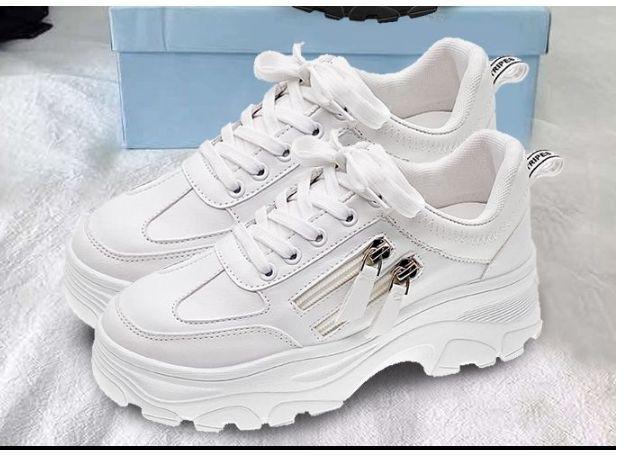 Premium Choke Sole Fashion Lace Up Sneakers - White