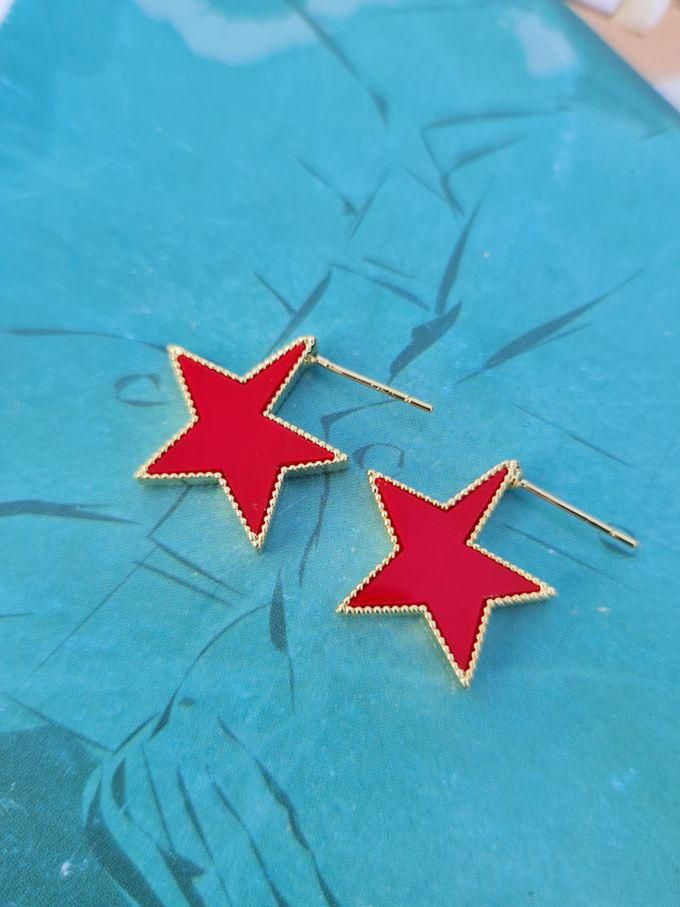 The Red Star Golden Stainless Earring