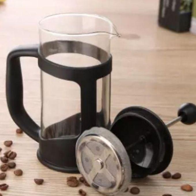 Manual French Coffee Press To Prepare Delicious Coffee And Tea With A Capacity Of 600 Ml.