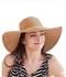 قبعة بحر لونها بيج مع سكارف ملون رقيق لجميع المقاسات