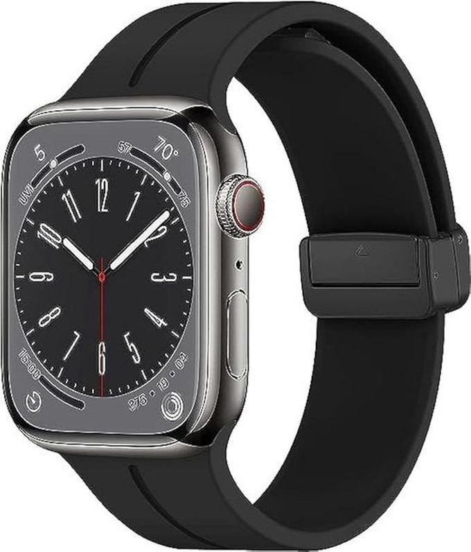 المتجر التالي متوافق مع Apple Watch Ultra Band 49mm 45mm 44mm 42mm، حزام رياضي من السيليكون الناعم مع مشبك مغناطيسي متوافق مع iWatch Series 8/Ultra/7/SE/6/5/4/3/2/1 (أسود)