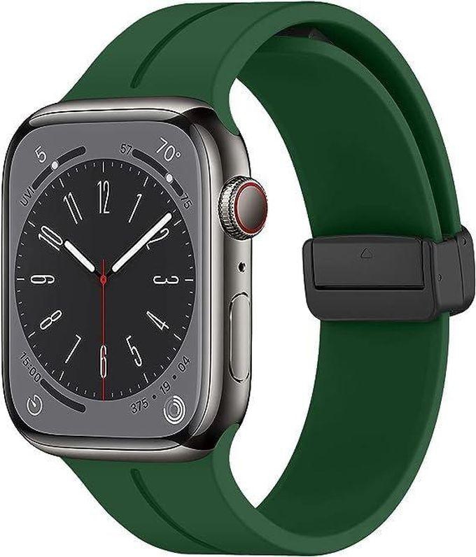 المتجر التالي متوافق مع Apple Watch Ultra Band 49mm 45mm 44mm 42mm، حزام رياضي من السيليكون الناعم مع مشبك مغناطيسي متوافق مع iWatch Series 8/Ultra/7/SE/6/5/4/3/2/1 (أخضر)