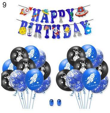 مجموعة راية تحمل عبارة "Happy Birthday" وبالونات