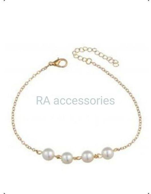 RA accessories Women Pearls Anklet With Chain Golden &Pearls