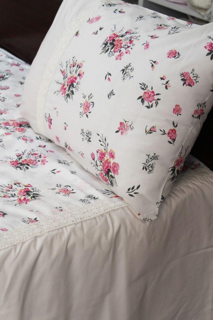 Large Floral Bed Sheet Set - 5Pcs