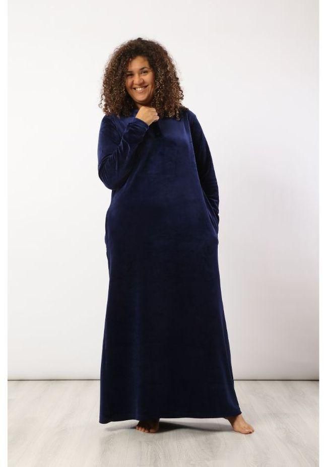 Carina Velvet Solid Nightgown