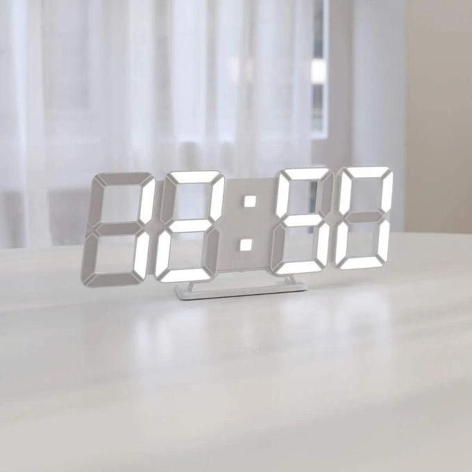 ساعة ديجيتال ثلاثية الابعاد بمنبه واضاءة LED