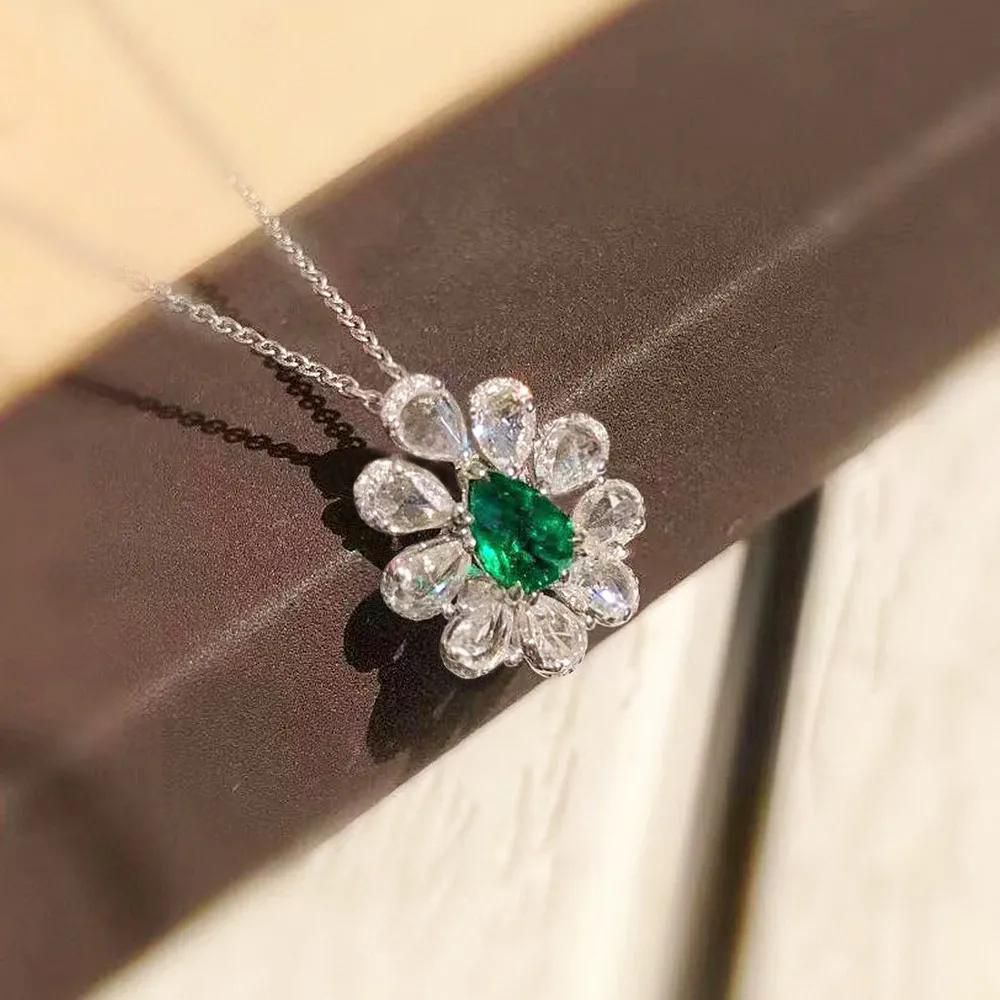 Women New Fashion Necklace Classic Water Drop Shape Pendant  Elegant Emerald Zircon Green Necklace  Birthday Gift Collar Party Chain