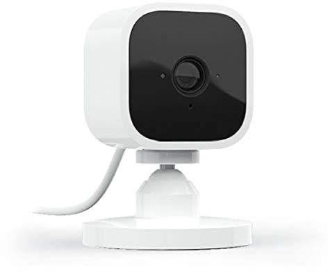 Compact Indoor Plug-in Smart Security Camera