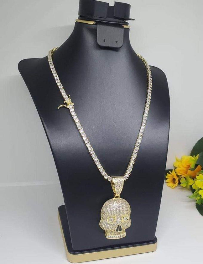 Long Lasting / Non Fading Sophisticated Diamond Iced Out Necklace + Pendant