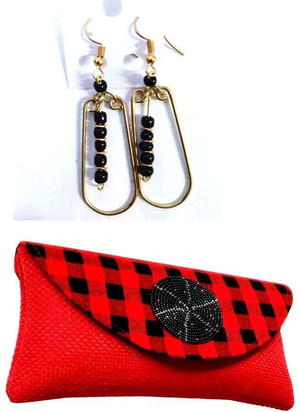 Womens Red maasai clutch bag with earrings