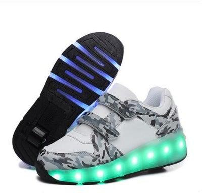 Children's LED luminescent charging and emitting dual heel skateboard sneakers