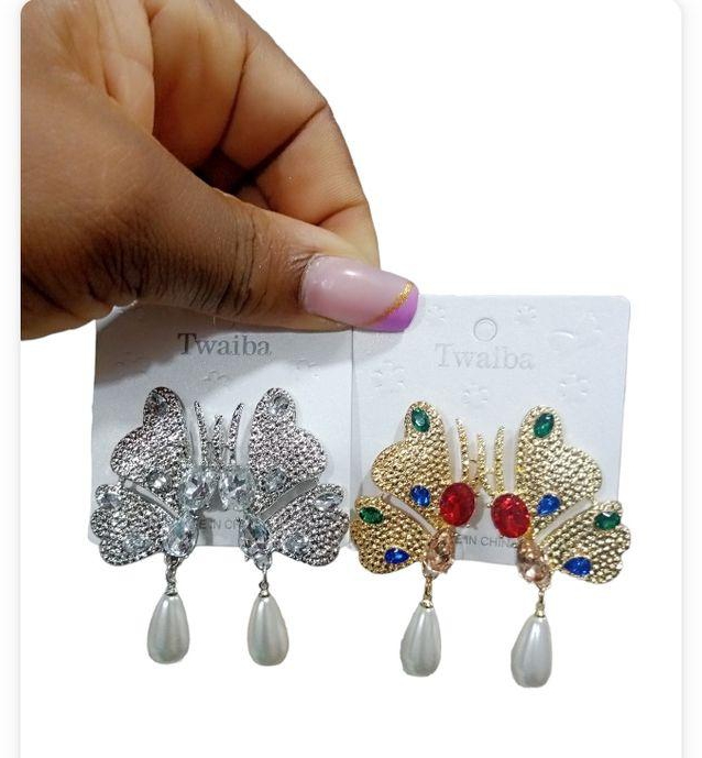 2 In 1 Quality Earing