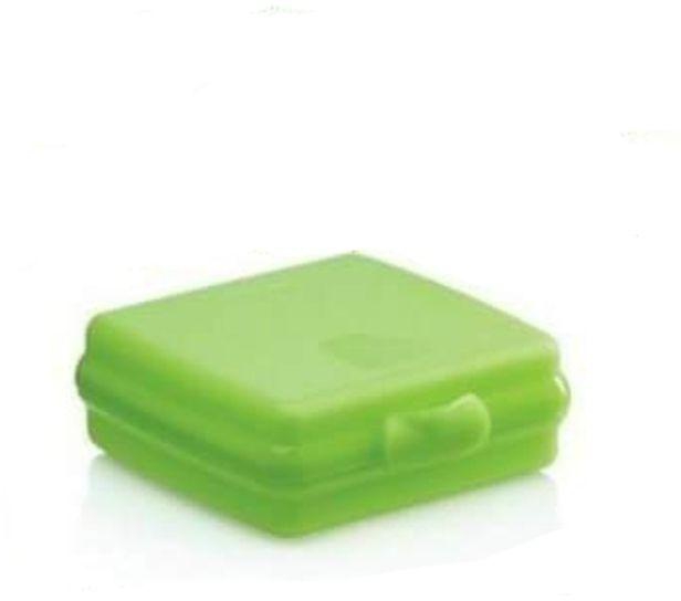 Tupperware لانش بوكس مربع بلون اخضر