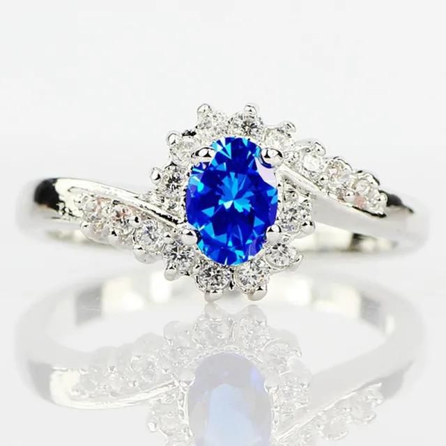 Rings for Women with Oval shape blue Sapphire gemstone woman  Luxury Fine Jewelry