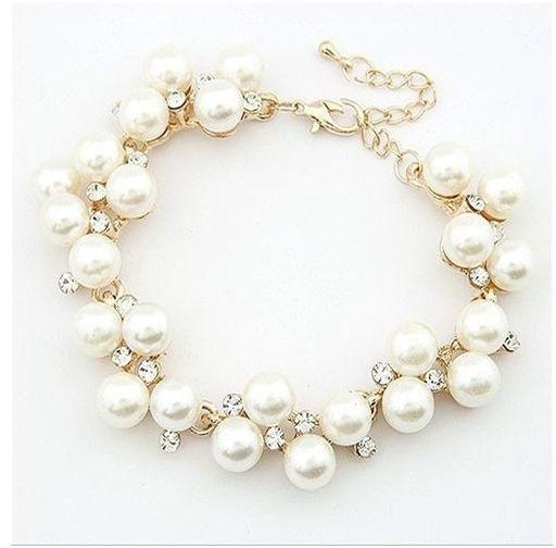 Generic Elegant Luxury Pearl Diamond Studded Bracelet Ladies - Gold