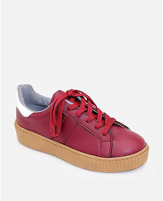 Tata Tio Lace Up Solid Casual Sneakers - Maroon