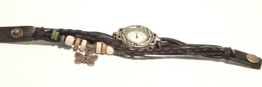 Women vintage bracelet watch leather-like strap butterfly luck charm wristwatch [Black]