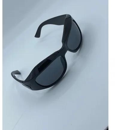 Glossy Curvy Spider Inspired Men’s Sunglasses - Black 