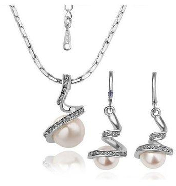 Set Of Pearl Pendants Necklaces & Dangle Pearl Earring - Silver