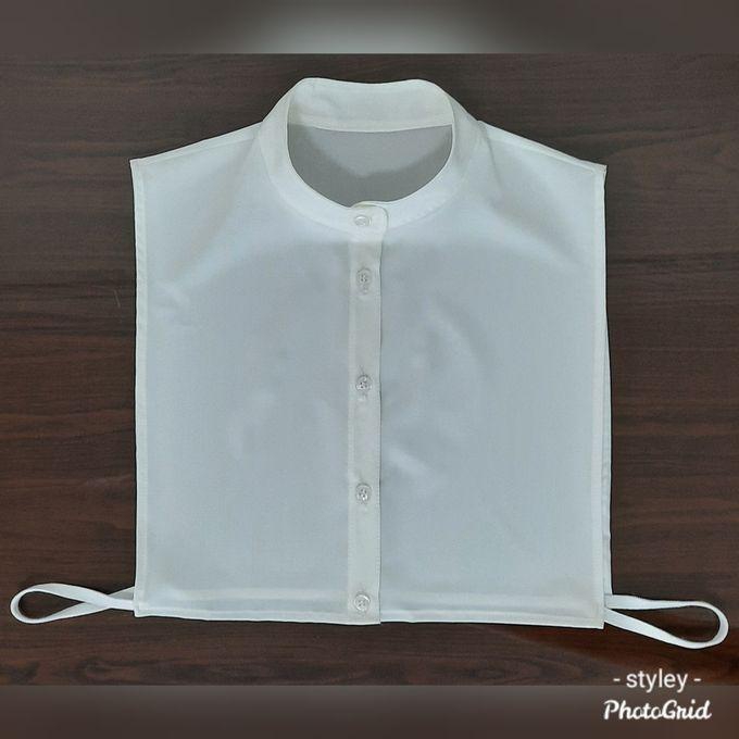 Styley Shirt Collar Off White Color Worn Under Blouse With A Large Collar