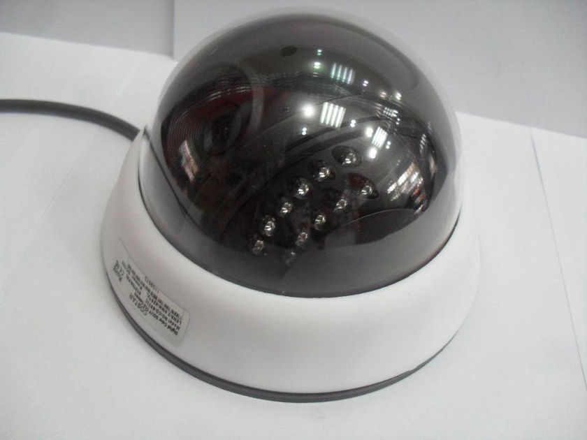 CCTV VIDEO DOME CAMERA CMOS CHIP WITH NIGHT VISION/420 TVL/24 LED/ 3.3 mm Lens