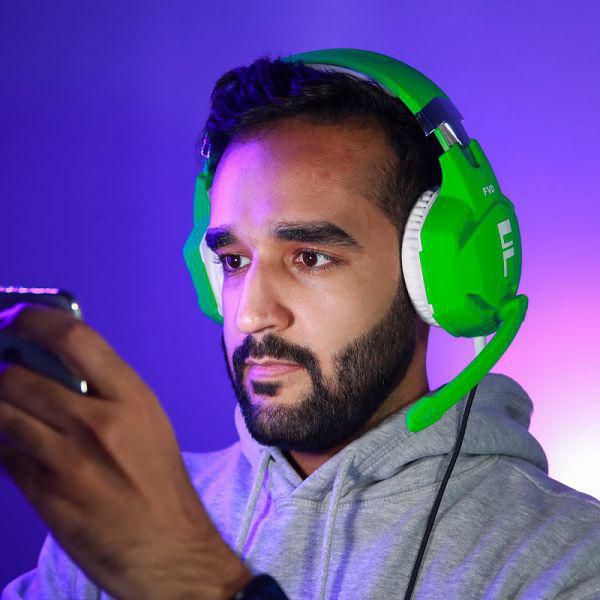 Gaming headset - white and green