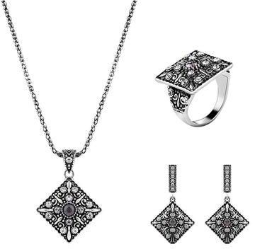 3-Piece Diamond Shape Jewellery Set With Crystal