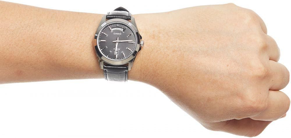 Casio Men's Black Dial Leather Band Watch - MTP-1370L-1AV