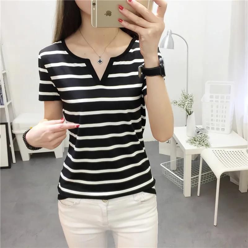 Large size bottoming shirt ladies trendy stretch top V-neck short-sleeved t-shirt striped loose.