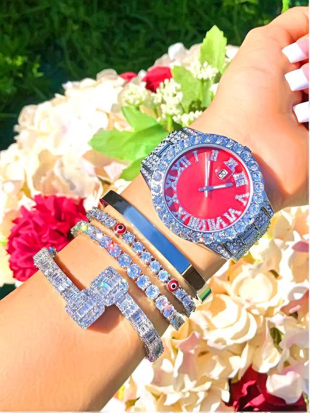 Keep Moving Super Dazzling Diamond Plated Full Studded Sparkling Wrist Watch & Zirconia Bracelets For Ladies