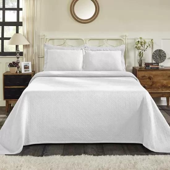 Superior 100 Cotton Basketweave 3-Piece Bedspread with Pillow Shams, White, Queen