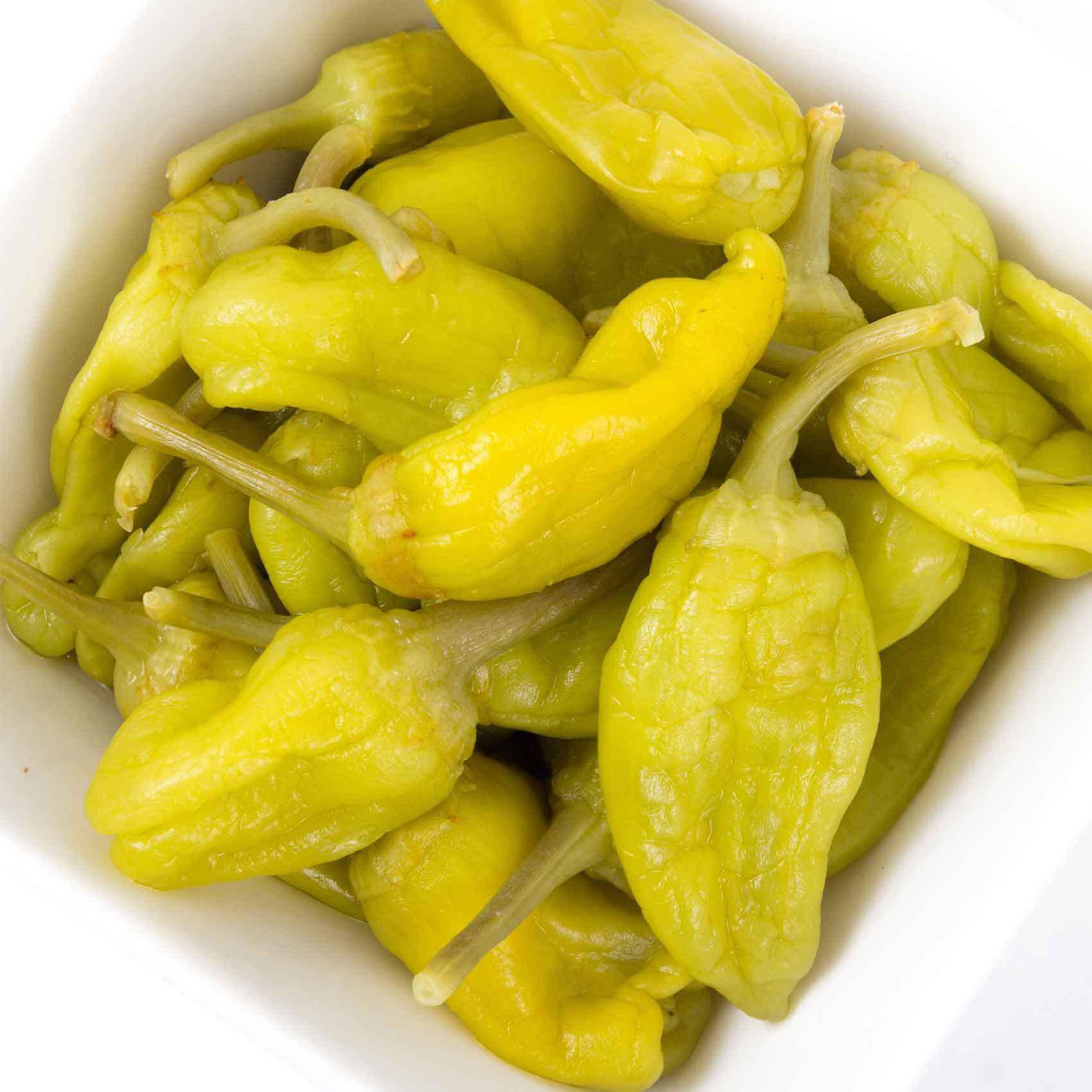 Lebanese cold pepper pickles (per kg)