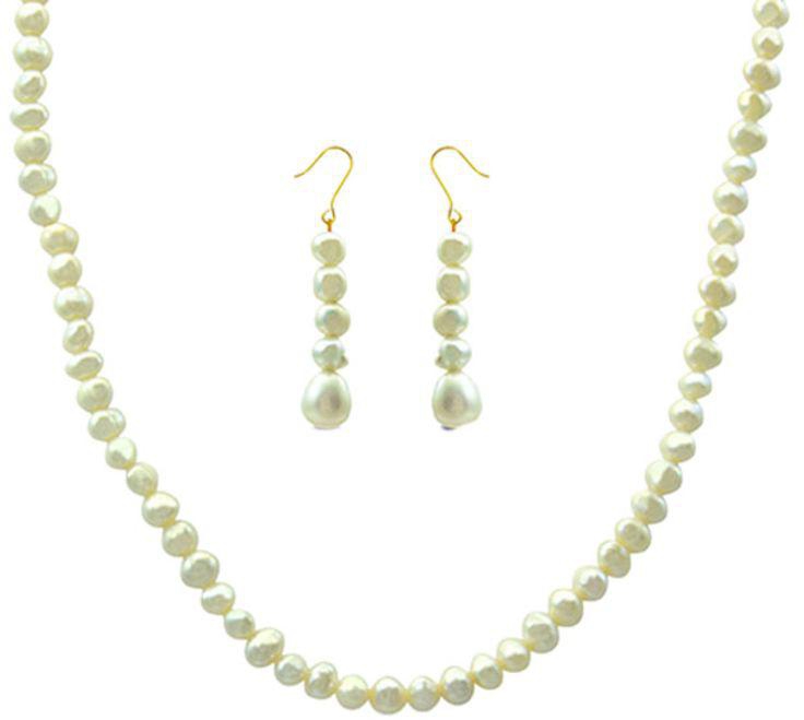 10 Karat Gold With Pearls Strand Jewellery Set
