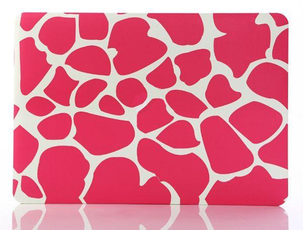 Pink Giraffe Print Pattern Matte Rubberized Hard Case Cover for MacBook Pro 13