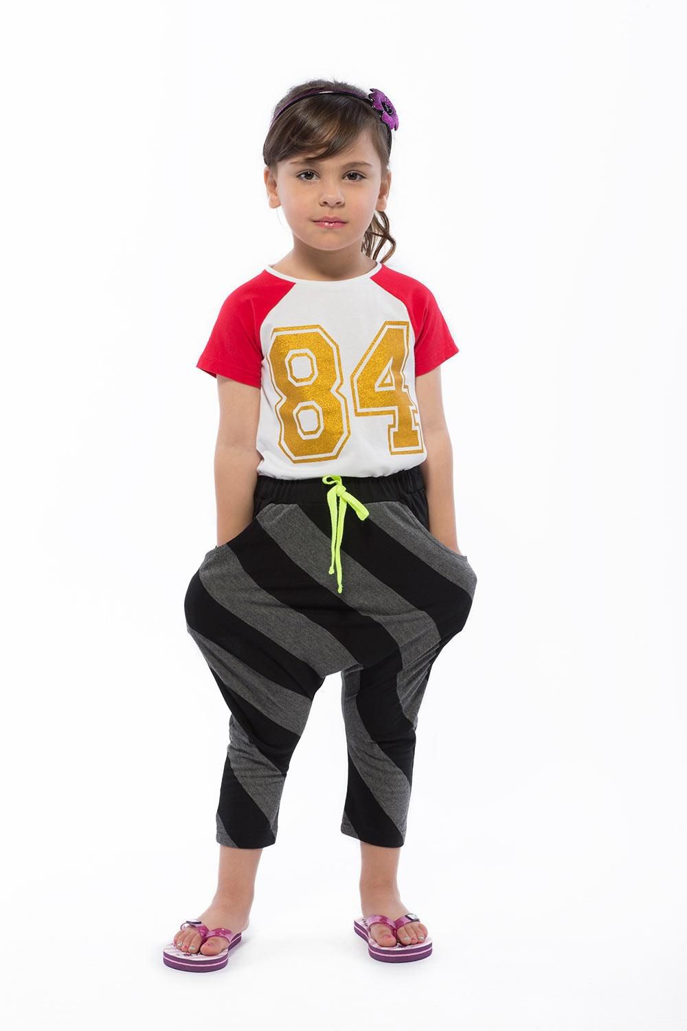 Basicxx Wraglan Sleeve Color Blocking Tee With Varsity Chest Print In Glitter & Contrast Color Sleeve For Girls 5-6 Years